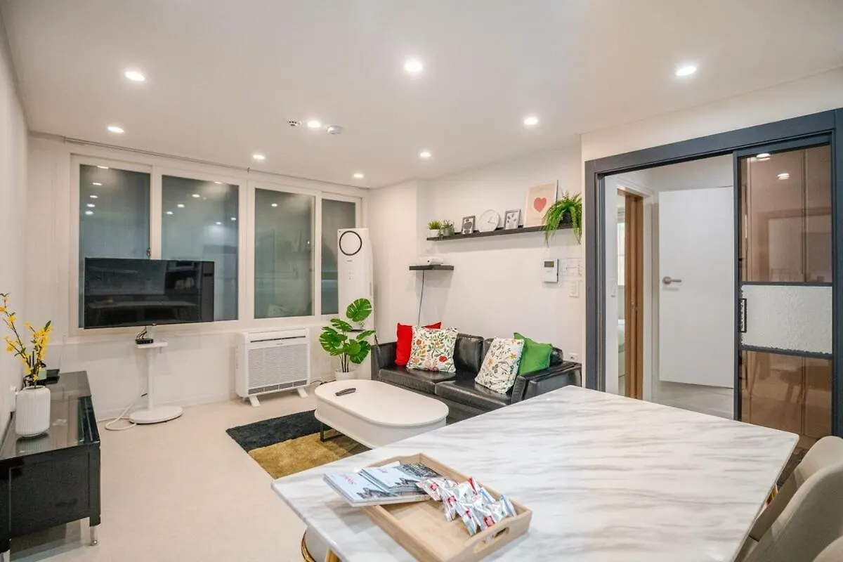 Jinee House Apartman Szöul